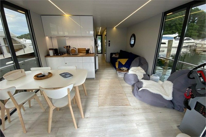 La Mare Apart EL | Belle