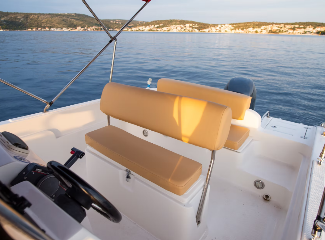 Blu and Blu 670 | 10