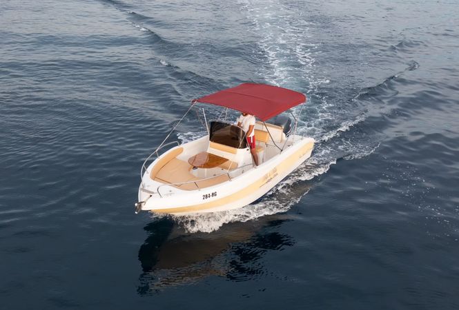 Blu and Blu 670 | 10