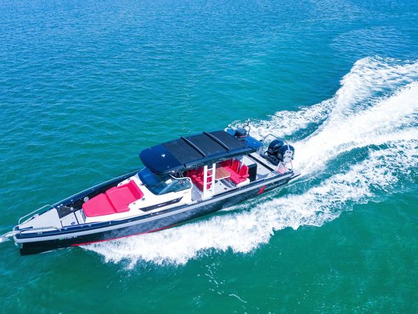 Axopar 37 | Knock Out