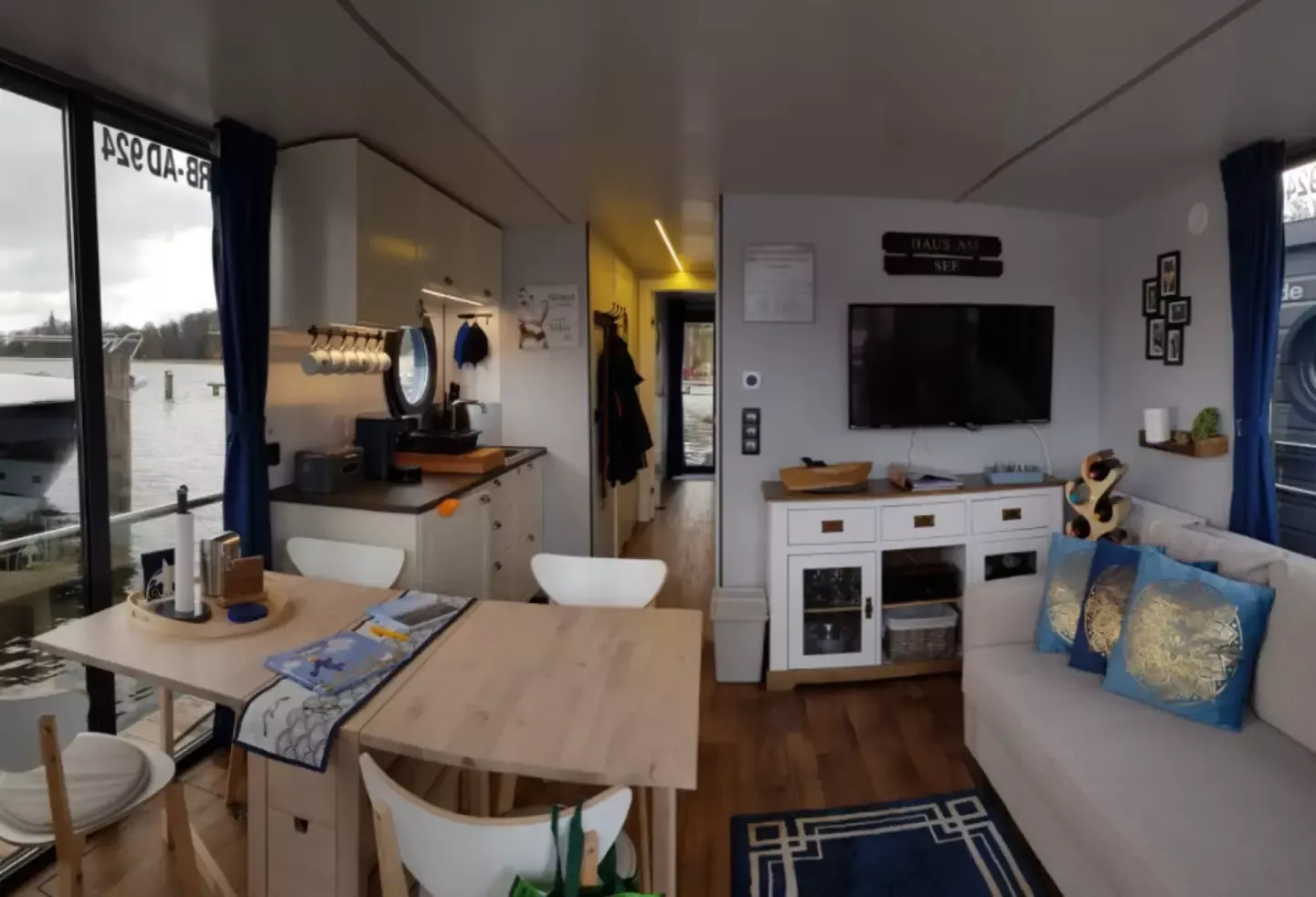 La Mare Apart EL | Michel