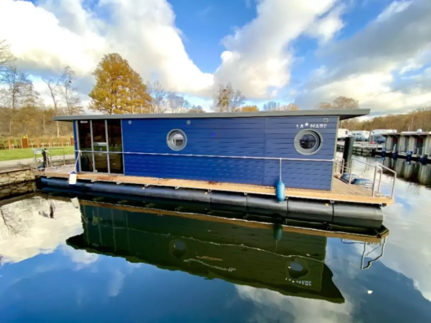 La Mare Apart EL | Michel