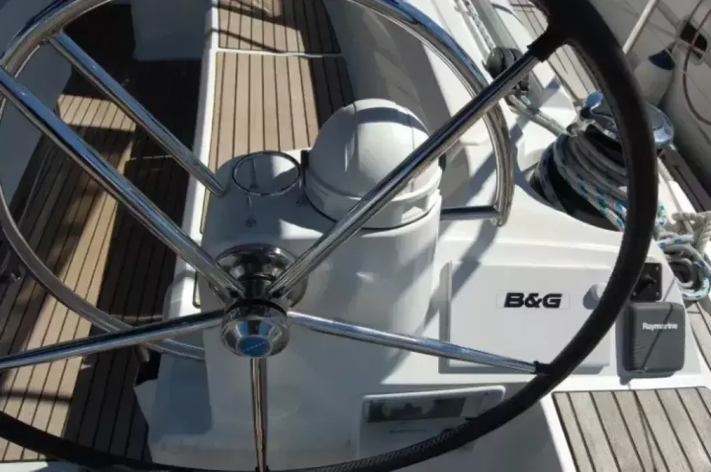 Jeanneau Sun Odyssey 519 | Champagne