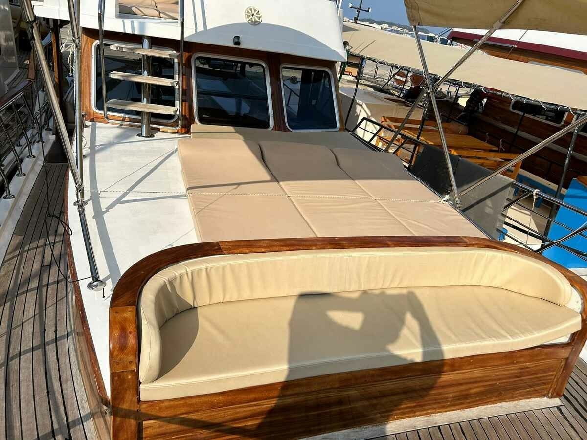 Custom Built 49 | Larimar