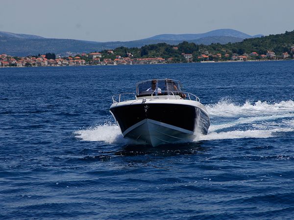 Atlantic Marine 670 | 16