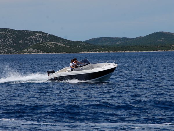 Atlantic Marine 670 | 16