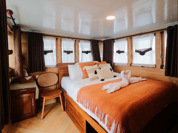 Custom Built Phinisi | Sands Bajo