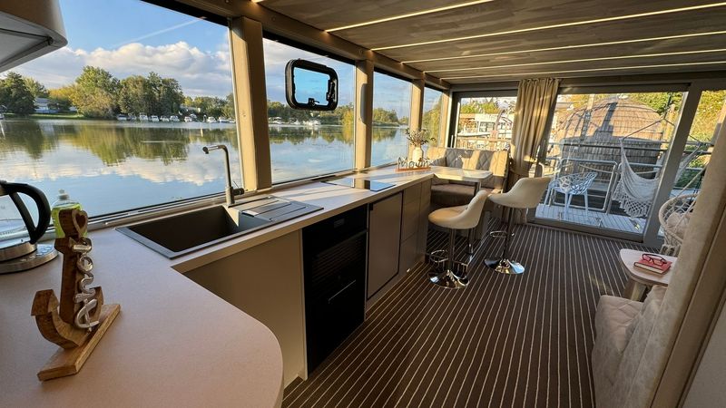 Houseboat Luxboot | Enrika