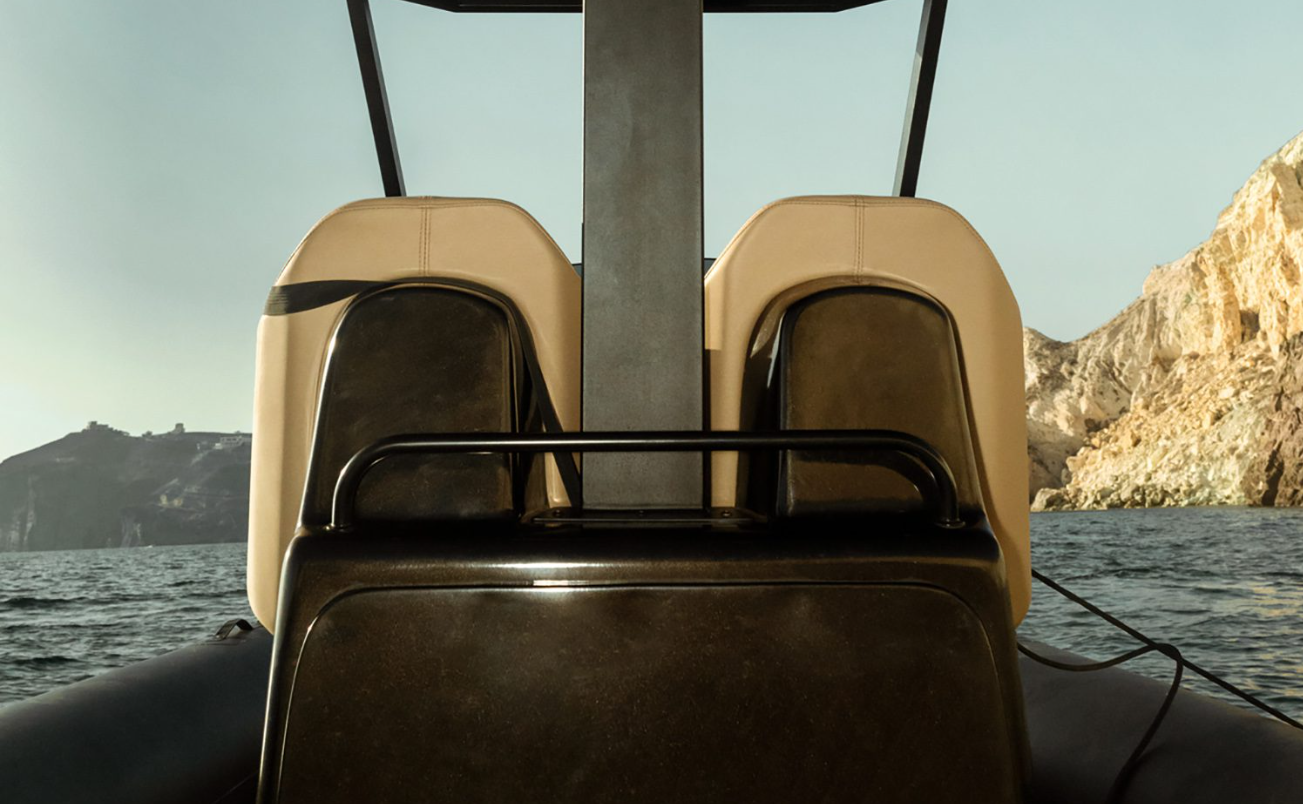 Fost Rib | Black Swan