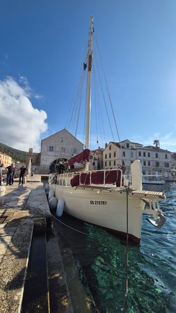 Custom Built 33 | Rona 1