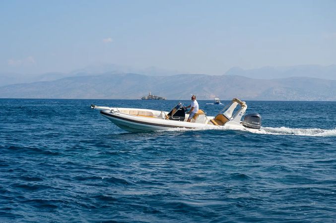 Attack Rib 750 | Snowflake