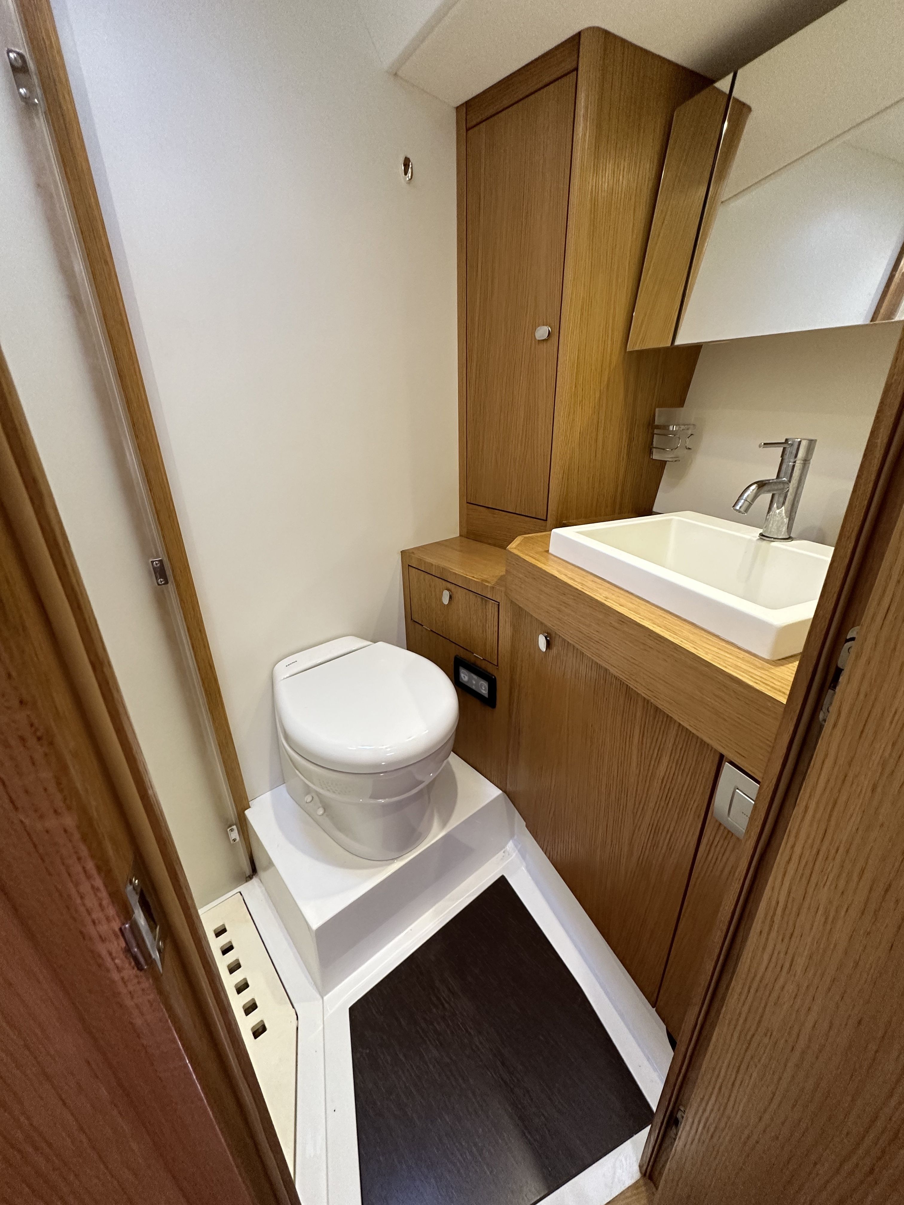 Solaris 44 | Trinity