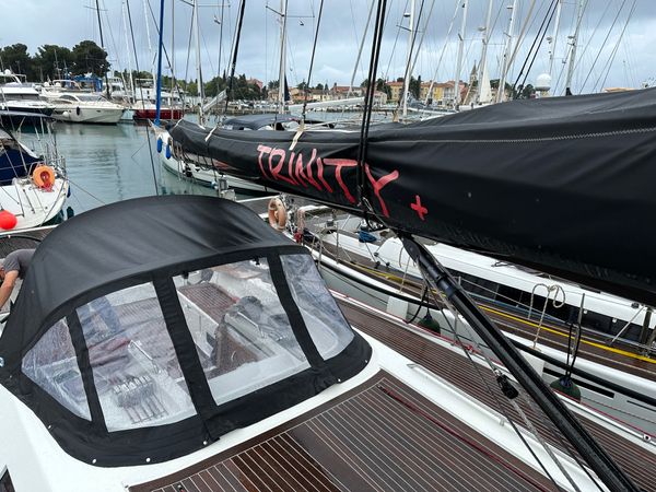 Solaris 44 | Trinity