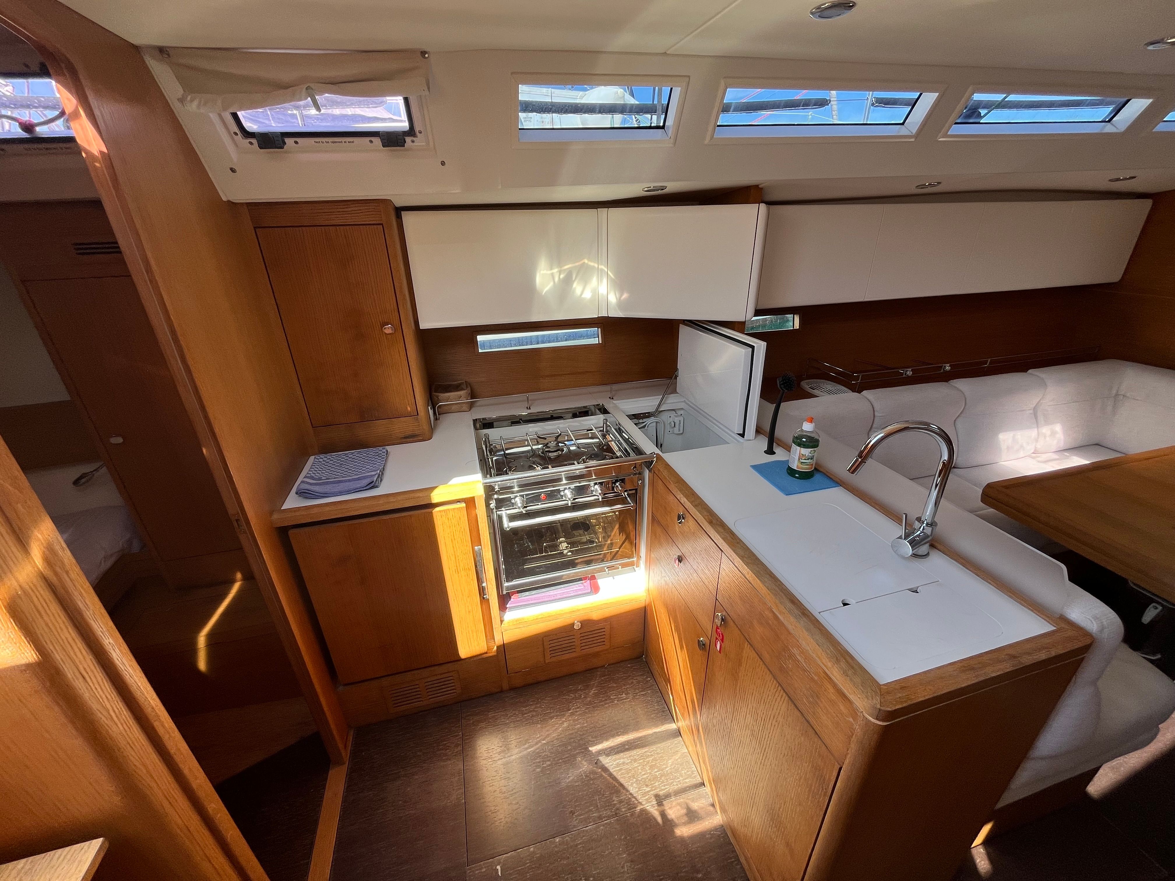 Solaris 44 | Trinity