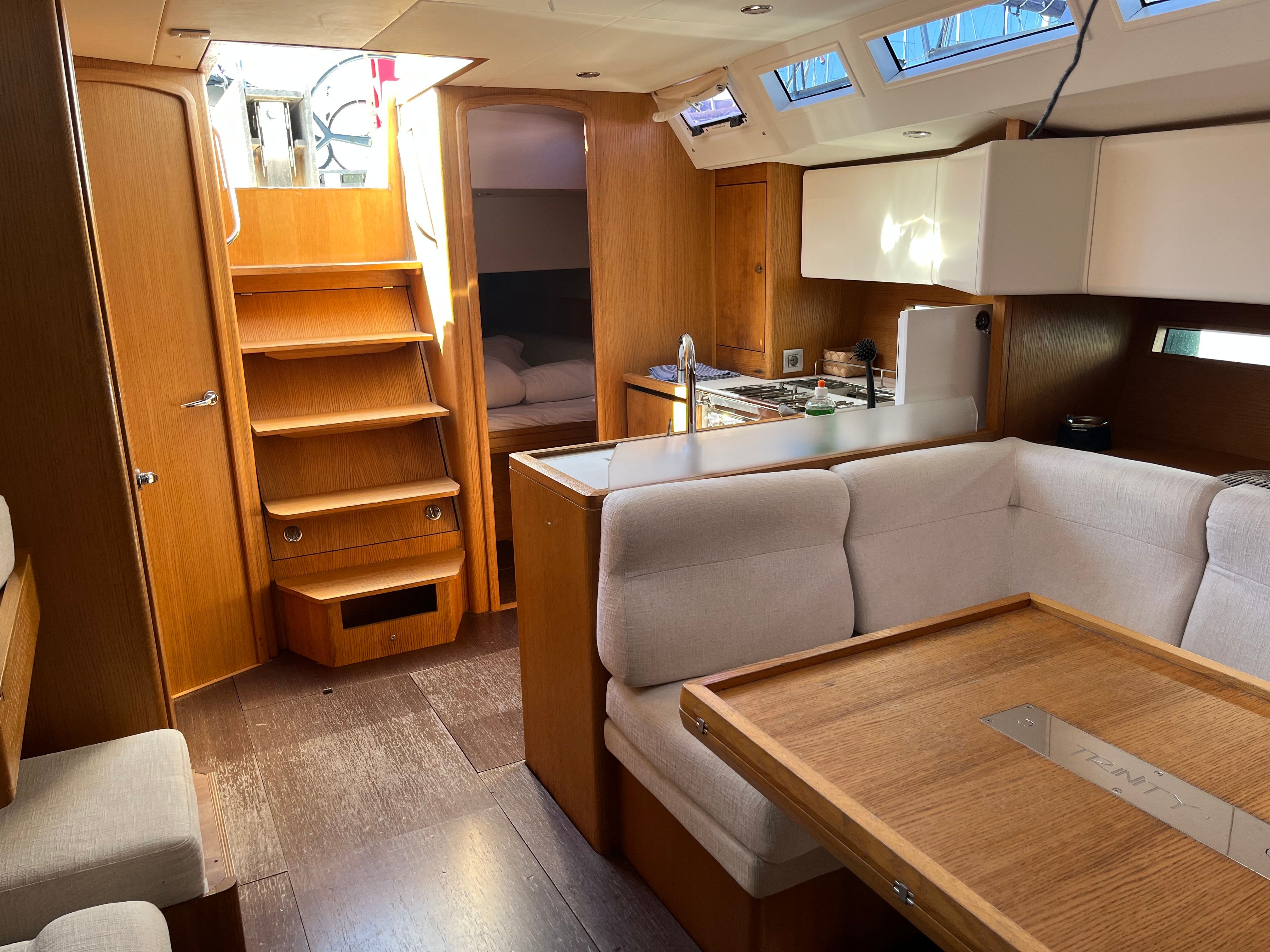 Solaris 44 | Trinity