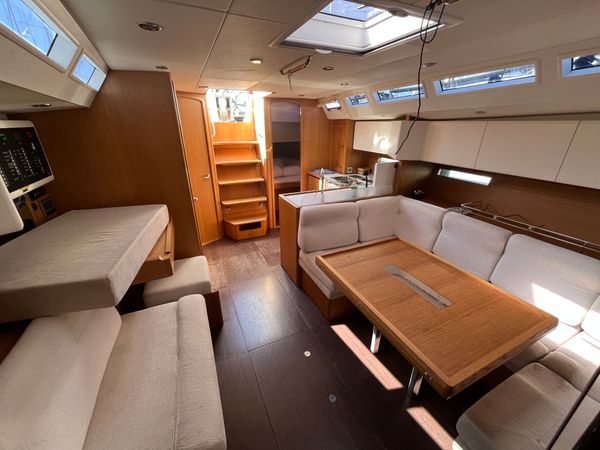 Solaris 44 | Trinity
