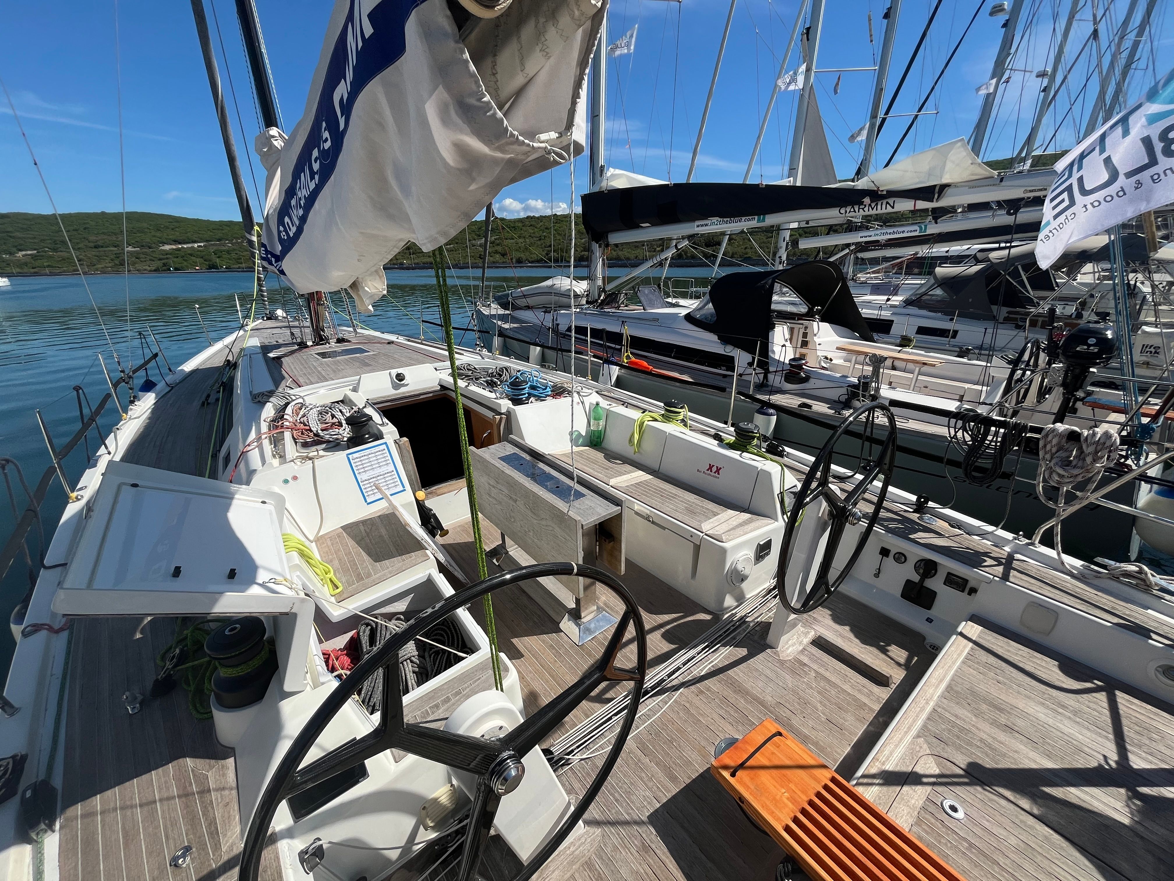 Solaris 44 | Trinity