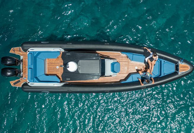 Seafighter Shadow 36 | Triton