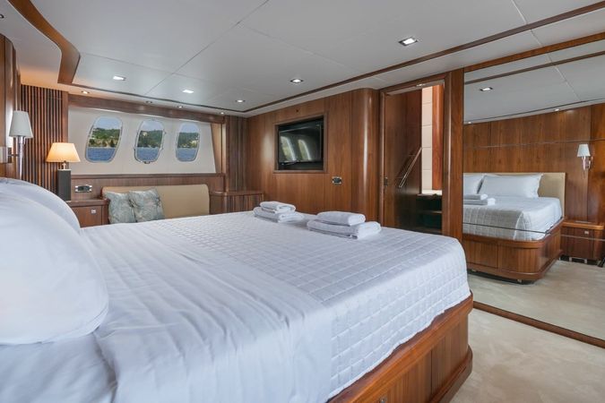 Sunseeker 82 | Phoenix