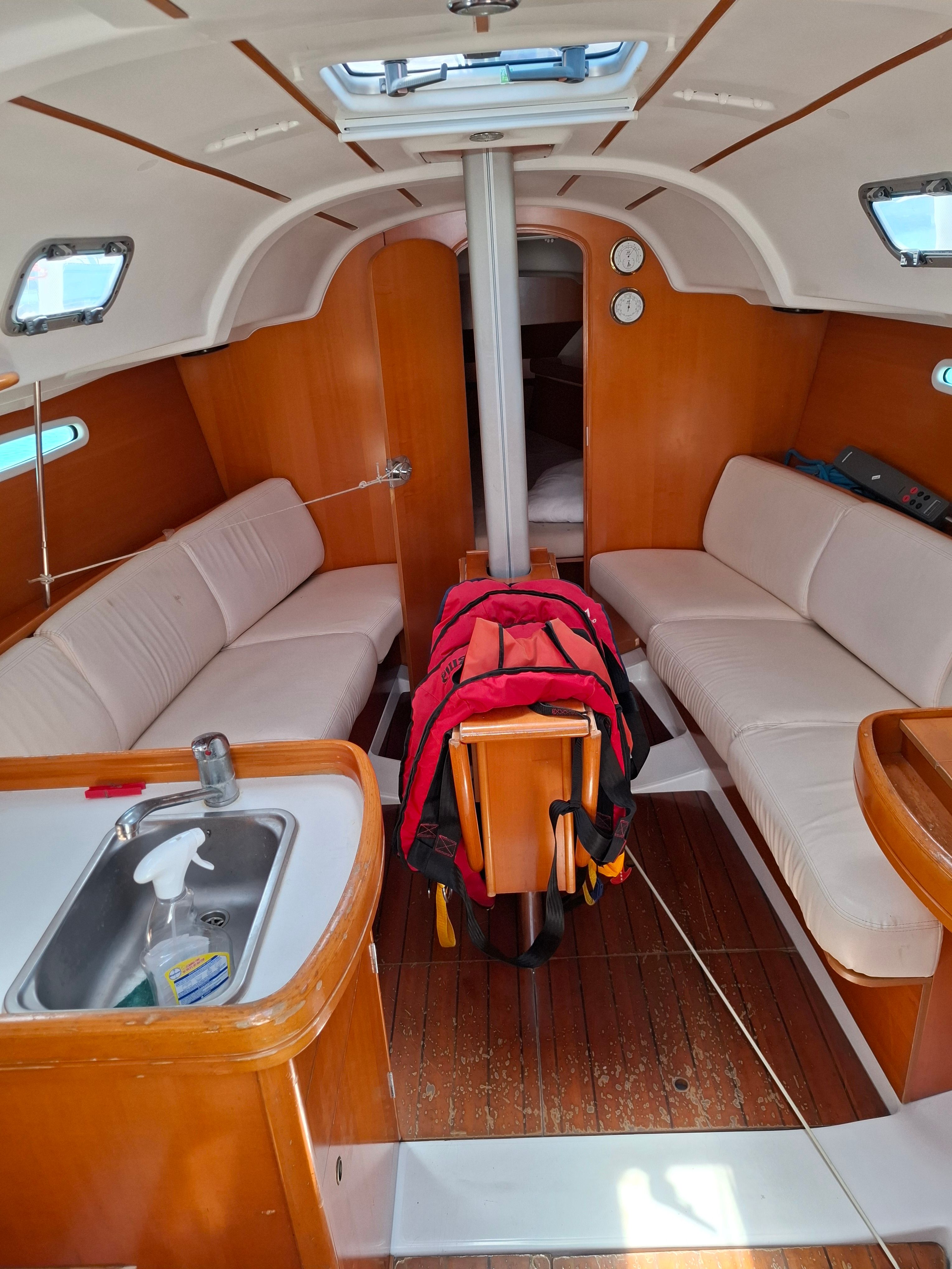 Beneteau First 31.7 | Coda di Volpe