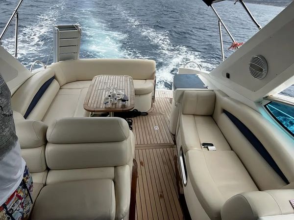 Sealine 38 | Elaine