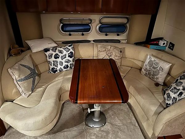 Sealine 38 | Elaine