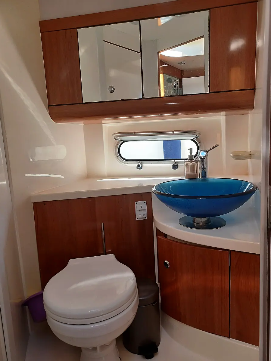 Sealine 38 | Elaine