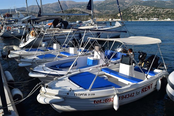 Assos 450 | Pinelopi