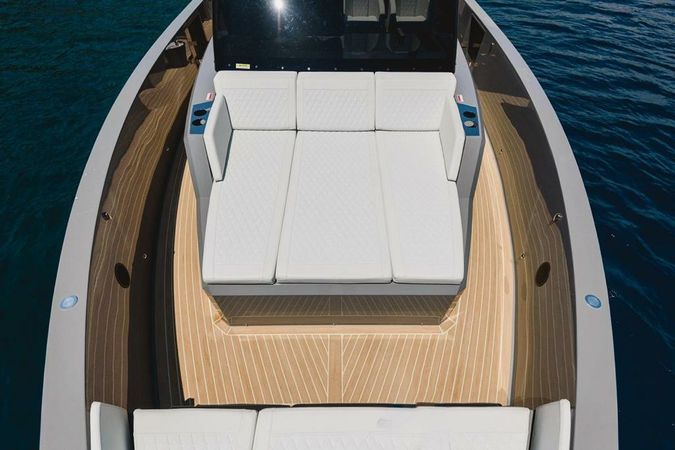 De Antonio 42 | Infinity Blue