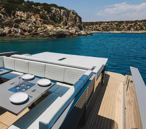 De Antonio 42 | Infinity Blue