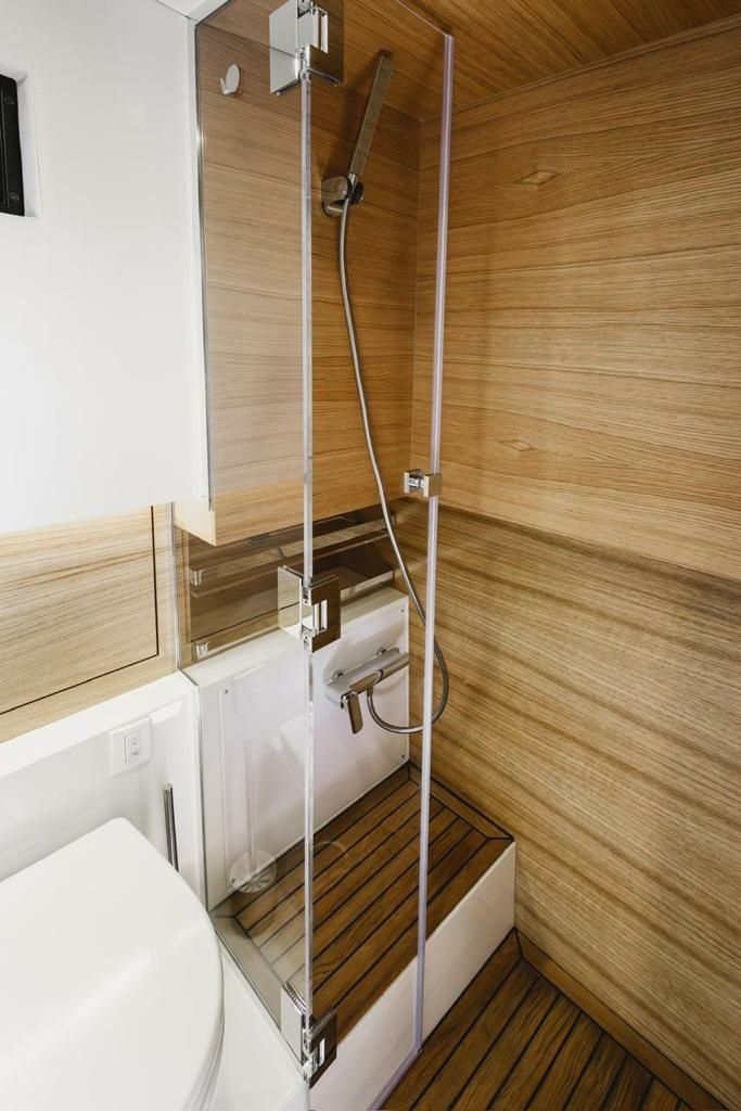 De Antonio 42 | Infinity Blue