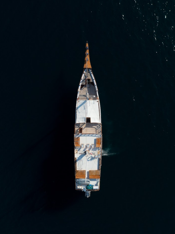 Custom Built Phinisi | Refviero