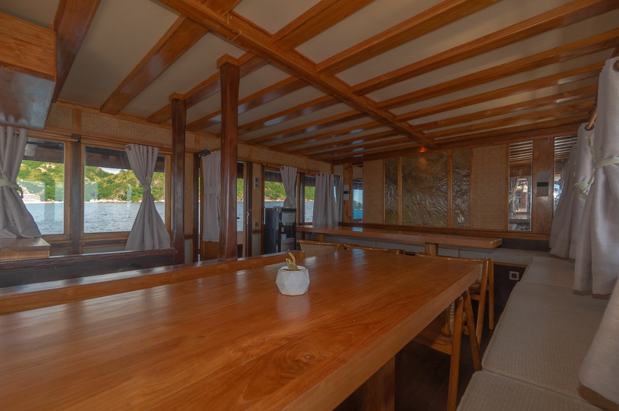 Custom Built Phinisi | Refviero