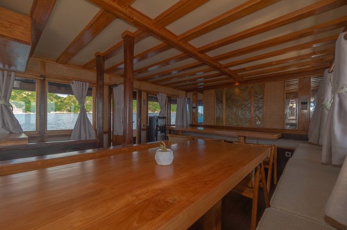 Custom Built Phinisi | Refviero