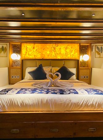 Custom Built Phinisi | Refviero