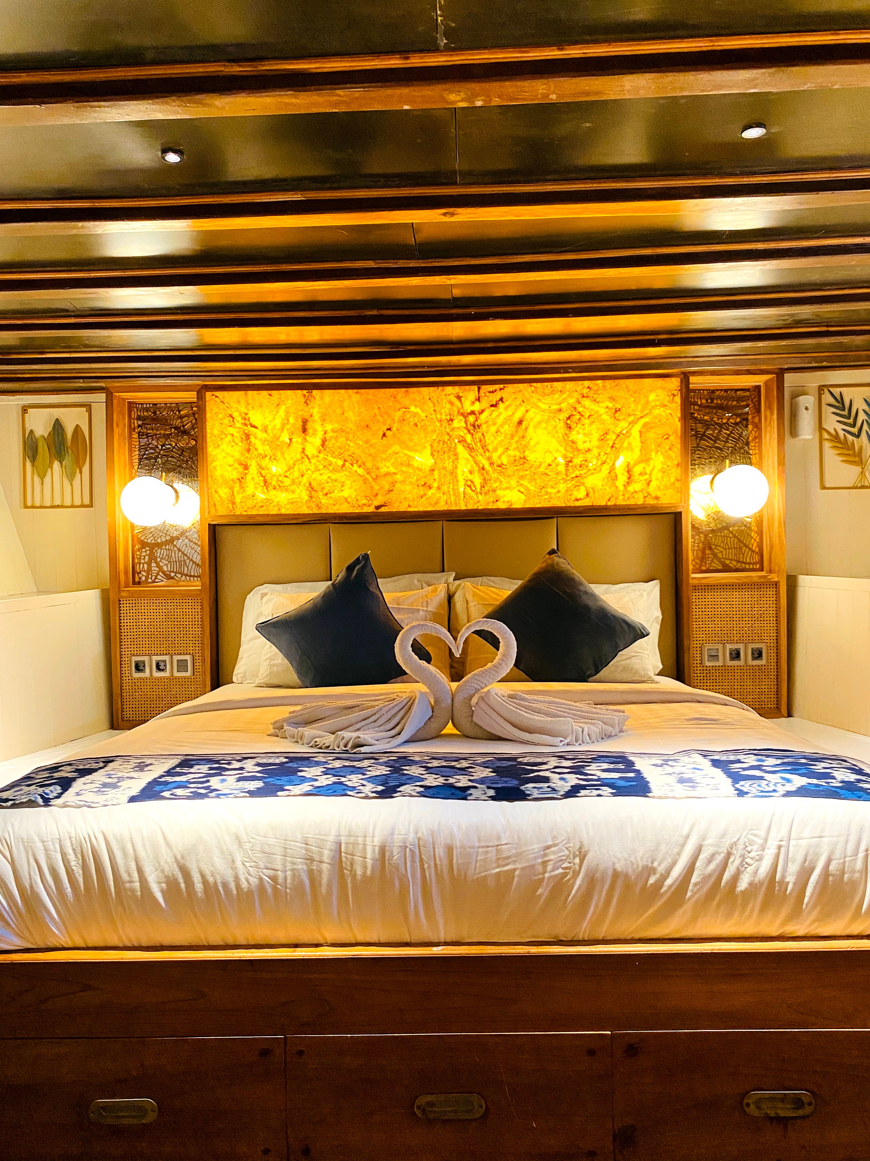 Custom Built Phinisi | Refviero