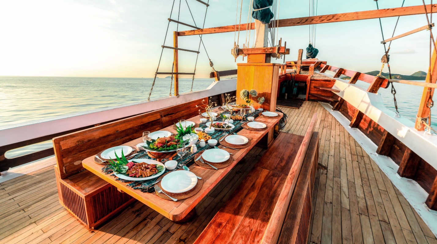 Custom Built Phinisi | Refviero