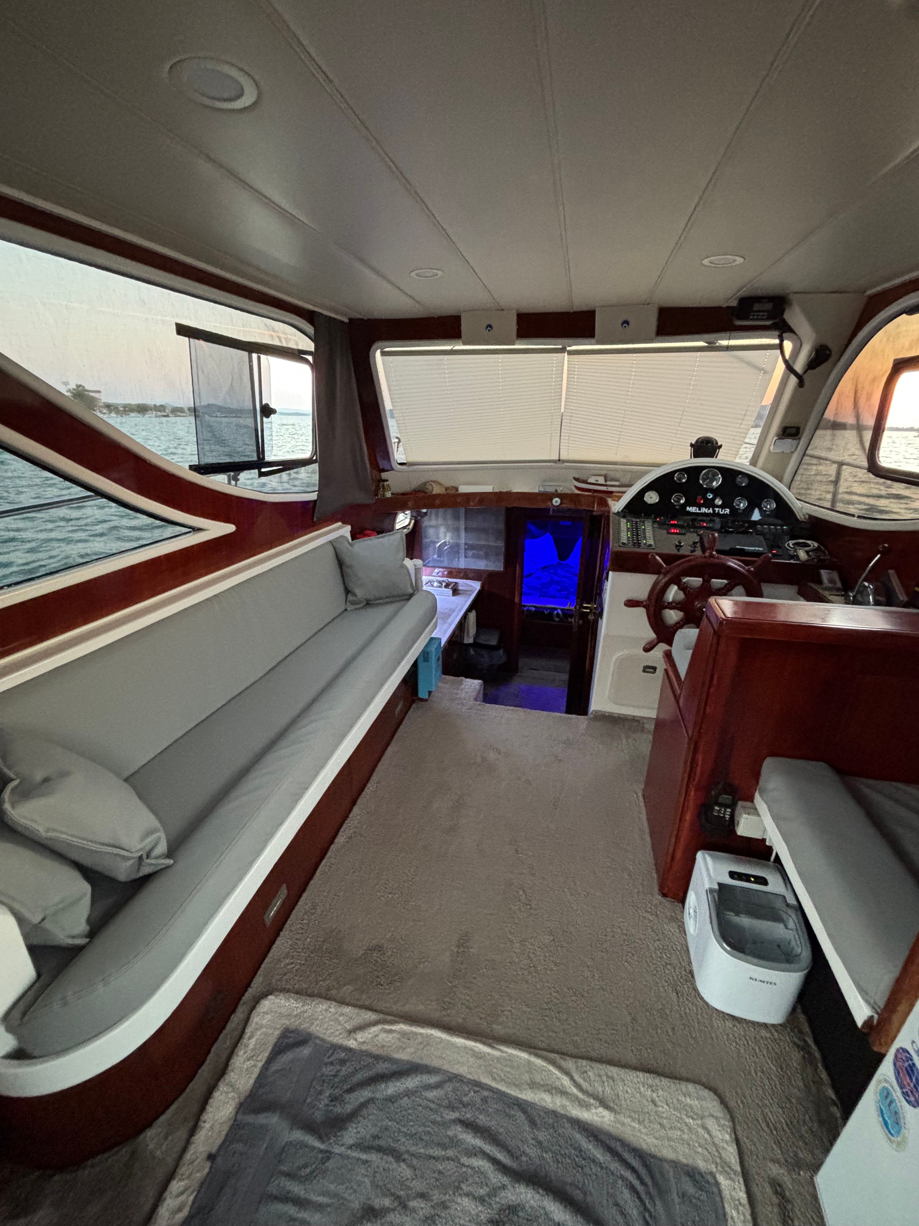 Custom Built 37 | Melina