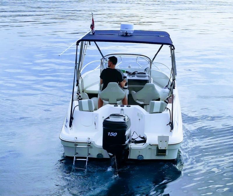 Quicksilver 635 | 08