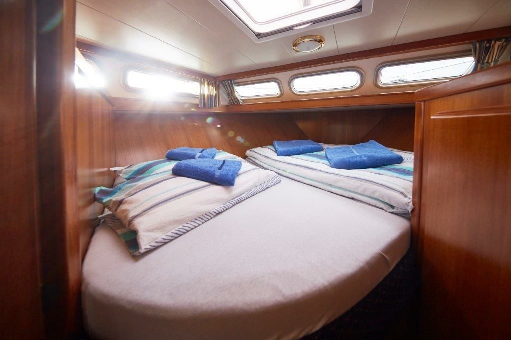 Pedro Skiron 35 | Fiona