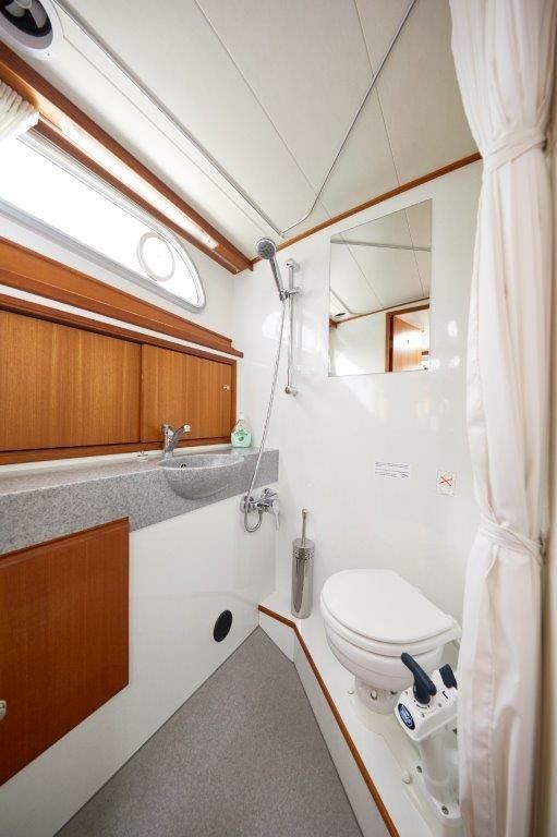 Pedro Skiron 35 | Fiona