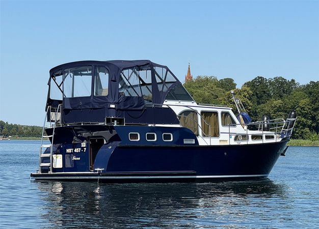 Pedro Skiron 35 | Fiona