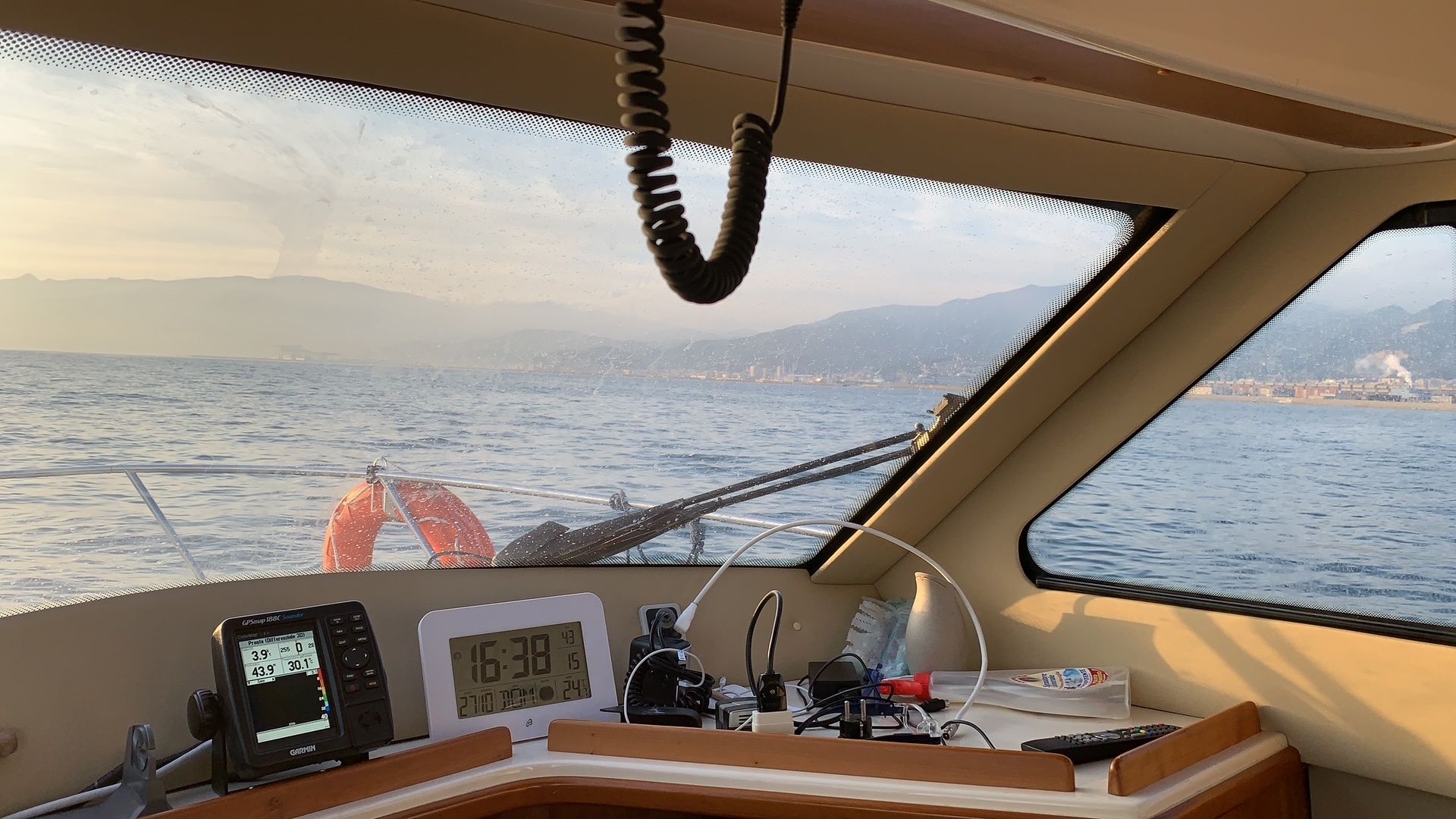 Rodman 870 | Cattleya