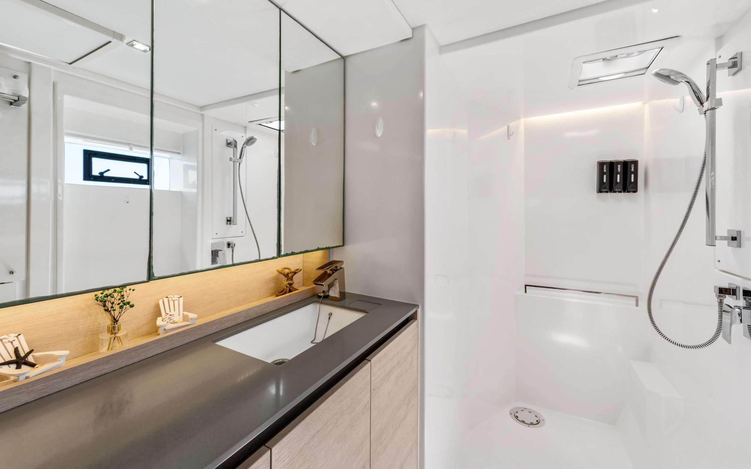 Leopard 50 | One 2 Love