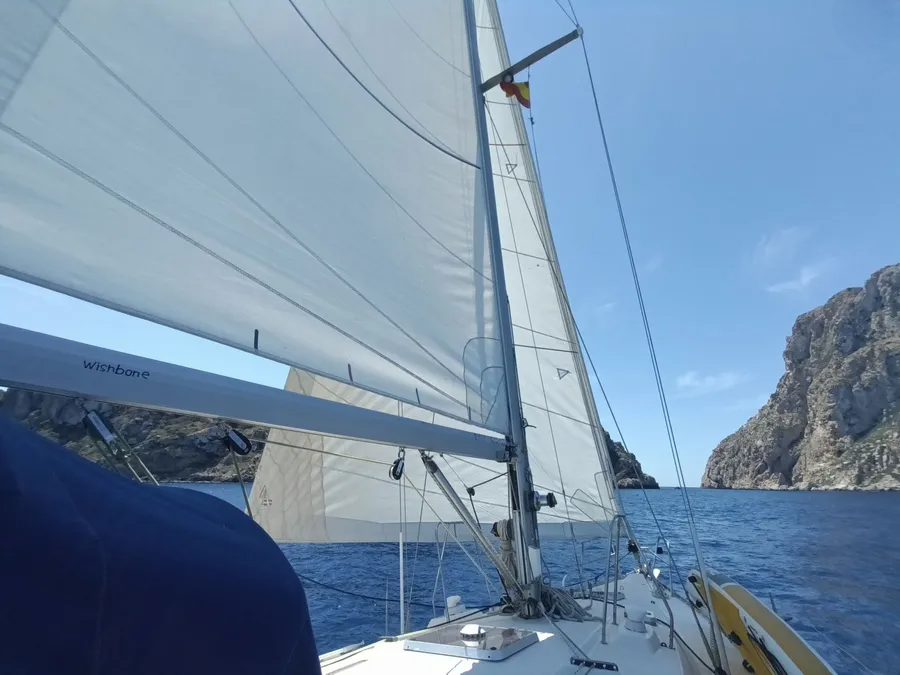 Jeanneau 44 | Wishbone