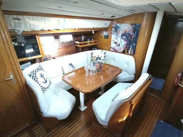 Jeanneau 44 | Wishbone