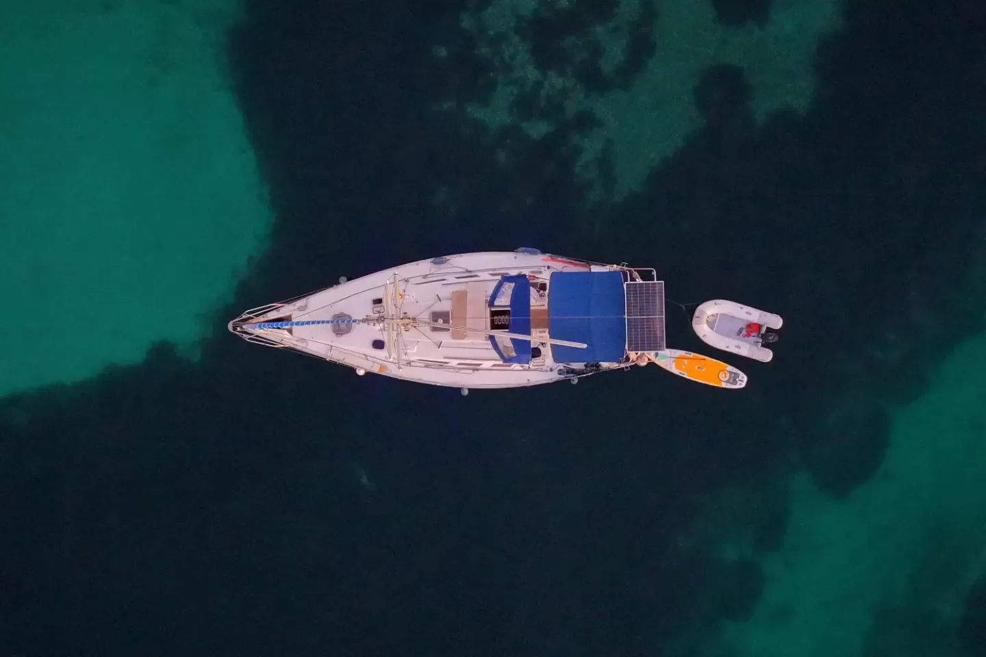 Jeanneau 44 | Wishbone