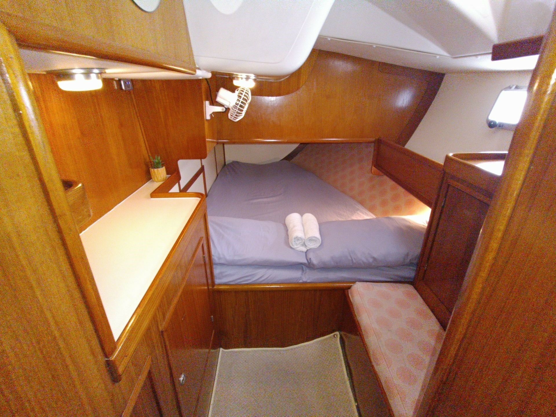 Jeanneau 44 | Wishbone