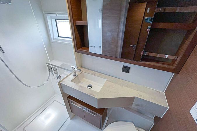 Lagoon 46 | Oceans 8