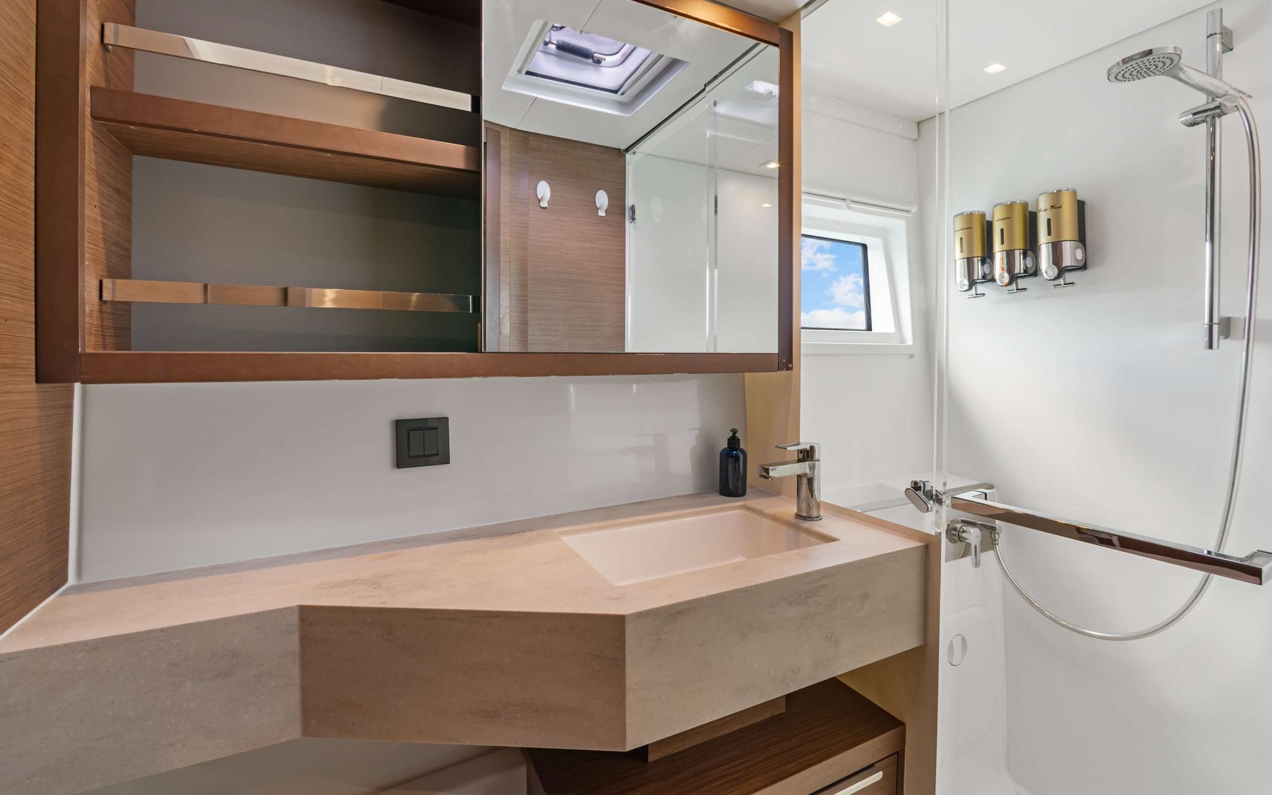 Lagoon 46 | Oceans 8